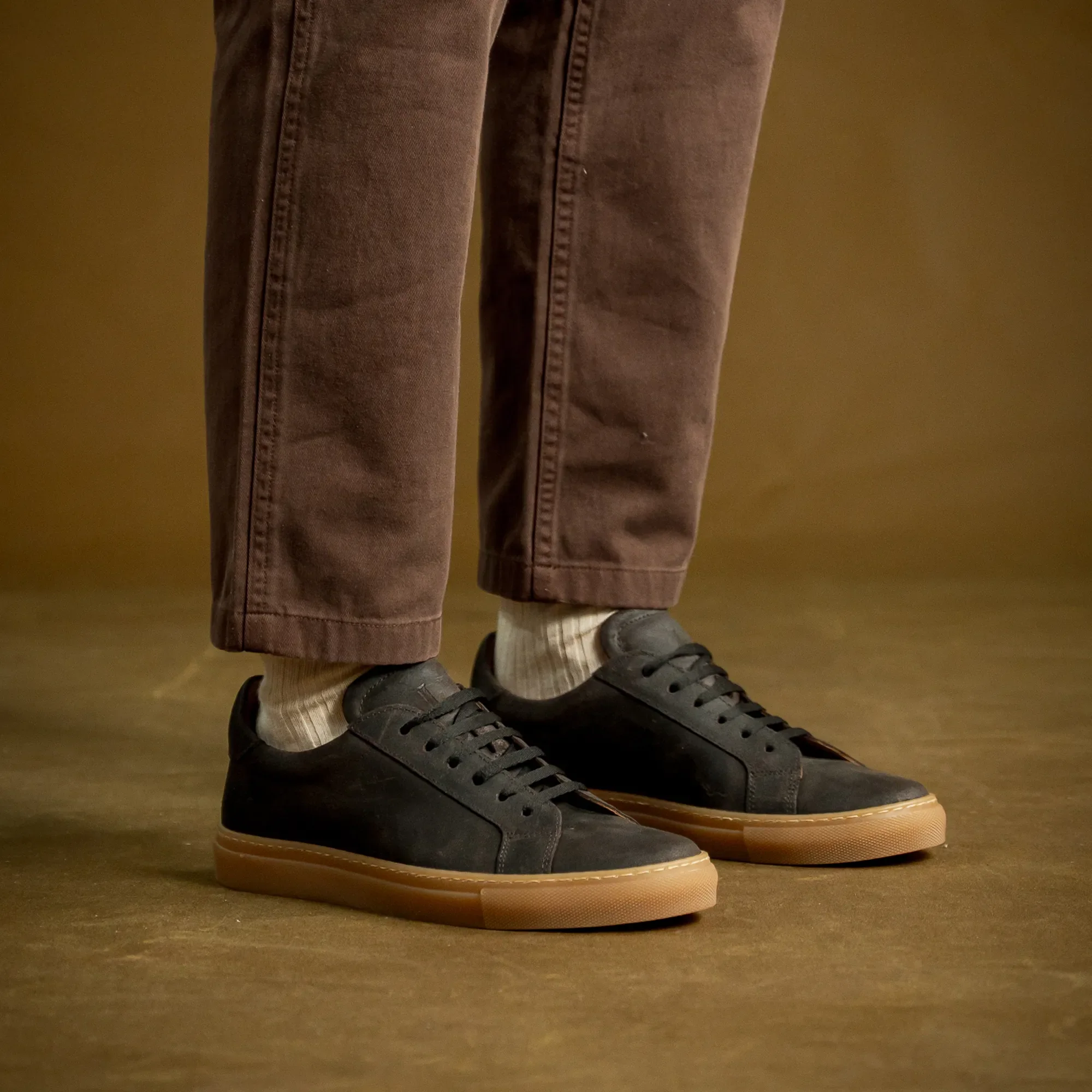 ANCOATS // WALNUT - Image 3
