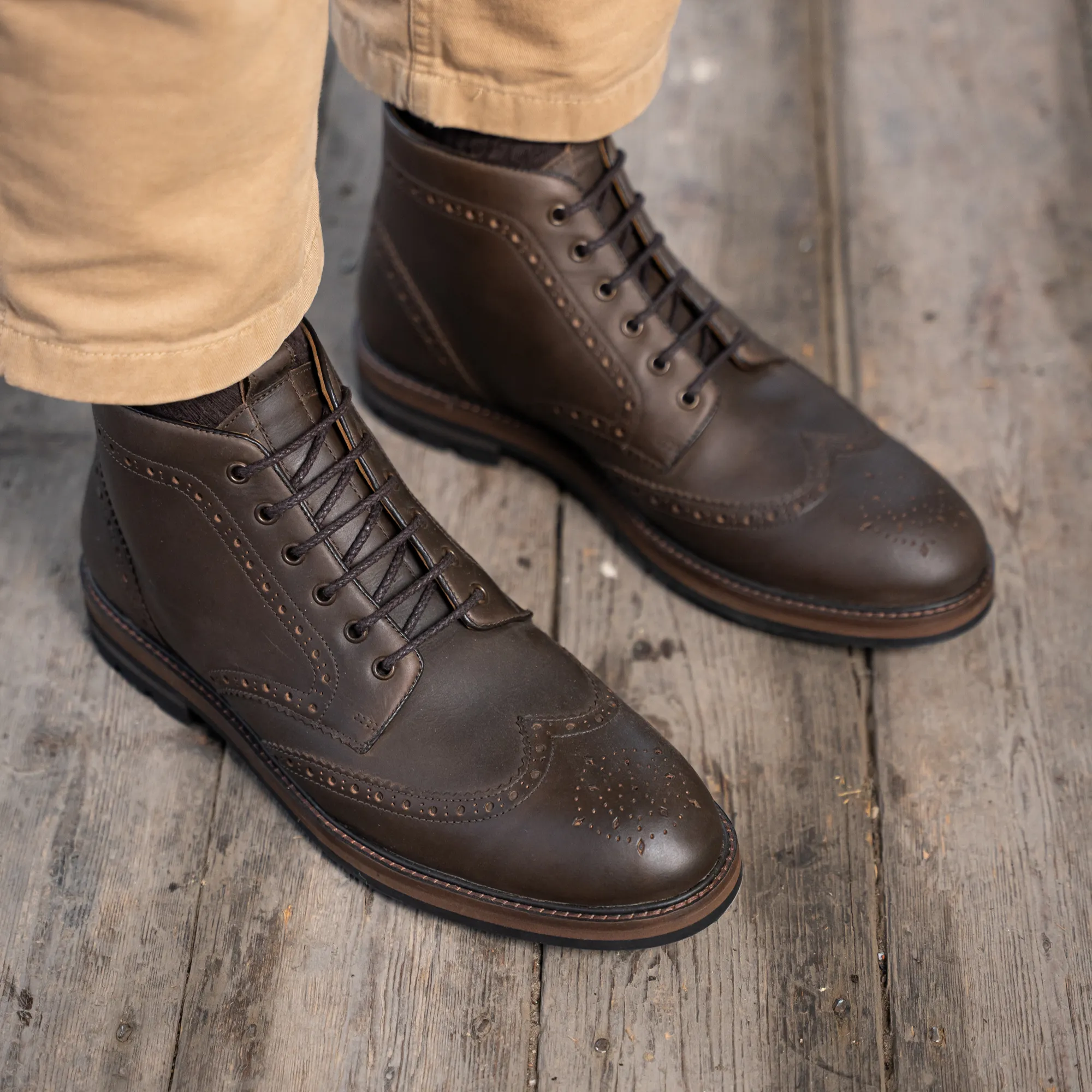 BAYLEY // BROWN DISTRESSED - Image 3