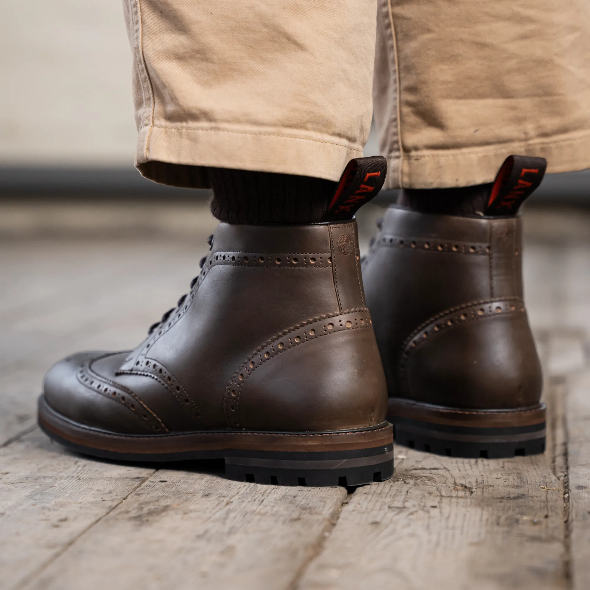 BAYLEY // BROWN DISTRESSED - Image 5