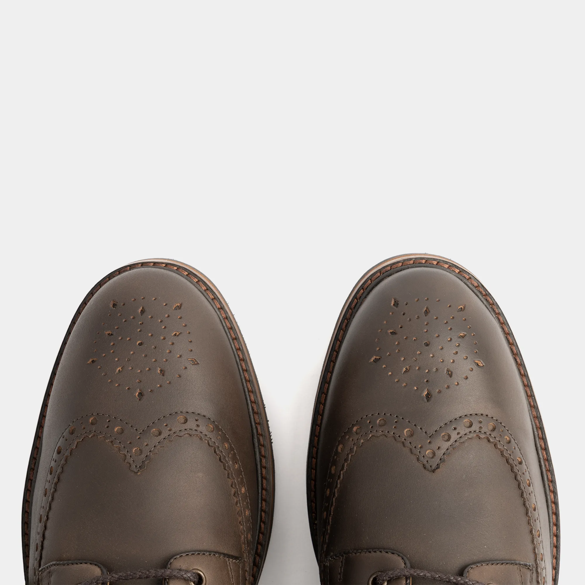 BAYLEY // BROWN DISTRESSED - Image 6