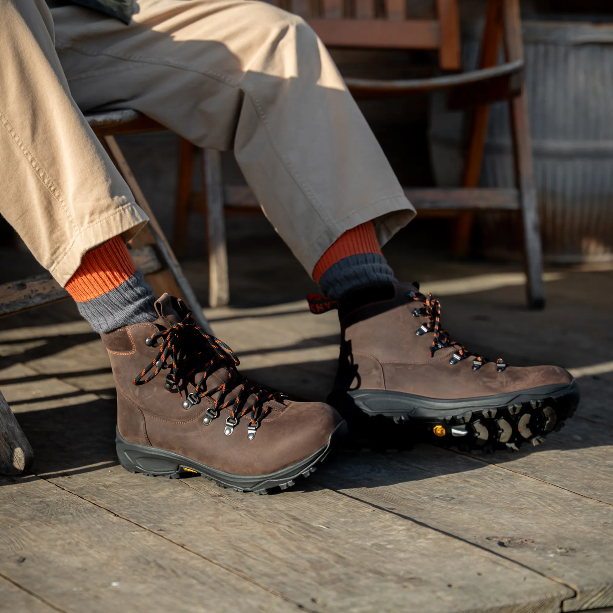 TWISTON // BROWN DISTRESSED - Image 6